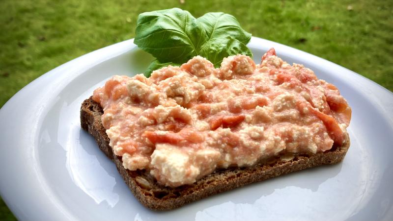 Scrambled Tofu with Tomatoes